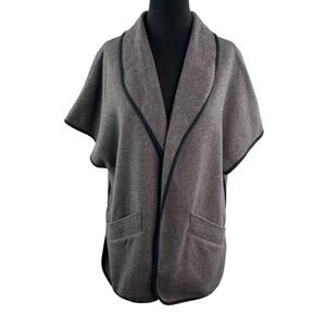 Aritzia Talula Taupe Gray Cape Poncho Jacket Wool Pocket Shawl Open Front XXS XS